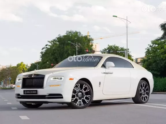 Rolls-Royce Wraith 2016 - Nội thất đỏ sang trọng