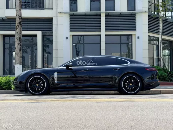 Porsche Panamera 4 Executive 2019 - Porsche Panamera 4 Executive 2020
