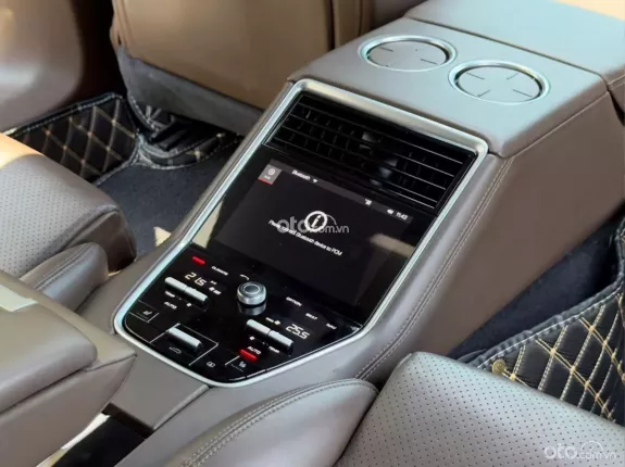 Porsche Panamera 4 Executive 2019 - Porsche Panamera 4 Executive 2020
