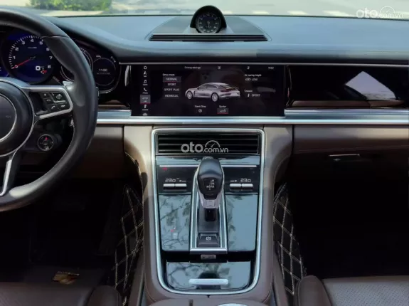 Porsche Panamera 4 Executive 2019 - Porsche Panamera 4 Executive 2020