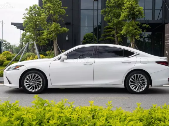 Lexus ES 250 F-Sport 2023 - Full option full lịch sử bảo dưỡng