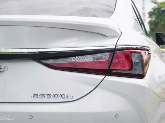 Lexus ES 250 F-Sport 2023 - Full option full lịch sử bảo dưỡng