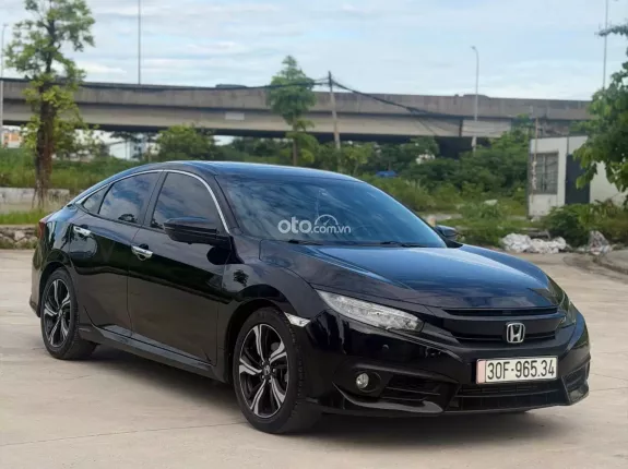Honda Civic 1.5 Turbo RS 2016 - 7,5v km full lịch sử bảo dưỡng hãng