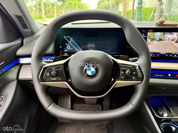 BMW 520i 2025 - BMW 520i 2025