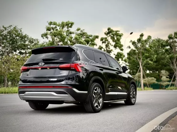 Hyundai Santa Fe 2.2 Dầu Cao cấp 2022 - Chủ xe cực kỳ giữ gìn, options miên man hiện đại, tư nhân chính chủ, HN