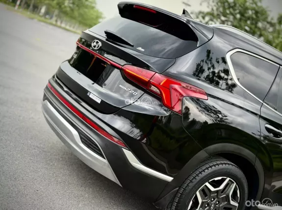 Hyundai Santa Fe 2.2 Dầu Cao cấp 2022 - Chủ xe cực kỳ giữ gìn, options miên man hiện đại, tư nhân chính chủ, HN