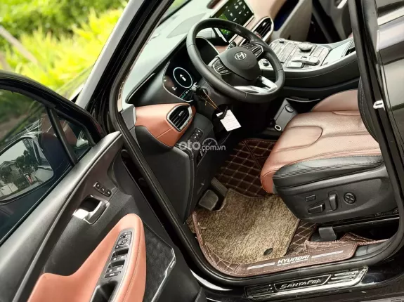Hyundai Santa Fe 2.2 Dầu Cao cấp 2022 - Chủ xe cực kỳ giữ gìn, options miên man hiện đại, tư nhân chính chủ, HN