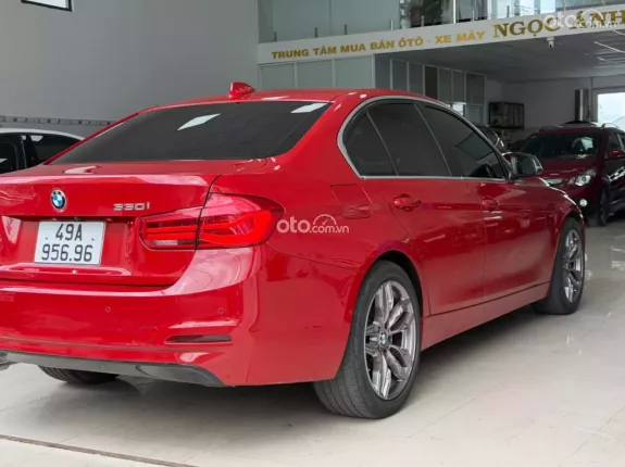 BMW 320i Sport Line Plus 2016 - Xe rất mới