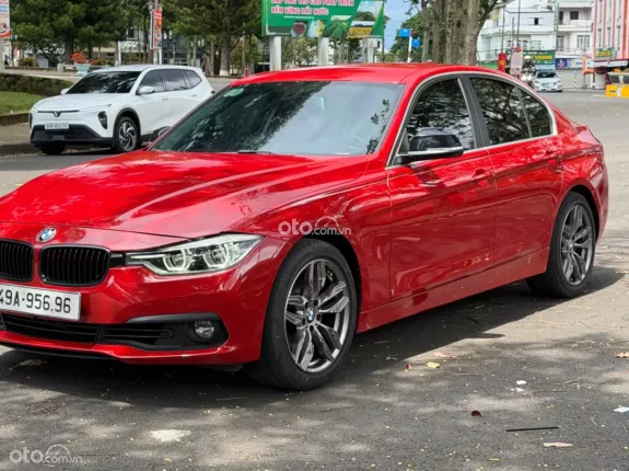 BMW 320i Sport Line Plus 2016 - Xe rất mới