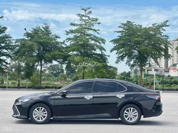 Toyota Camry 2.0G 2022 - Một chủ từ mới full ls hãng
