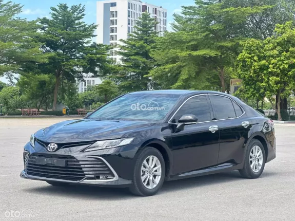 Toyota Camry 2.0G 2022 - Một chủ từ mới full ls hãng