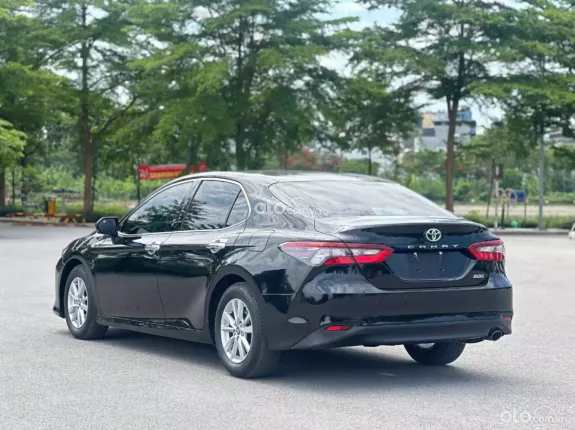 Toyota Camry 2.0G 2022 - Một chủ từ mới full ls hãng