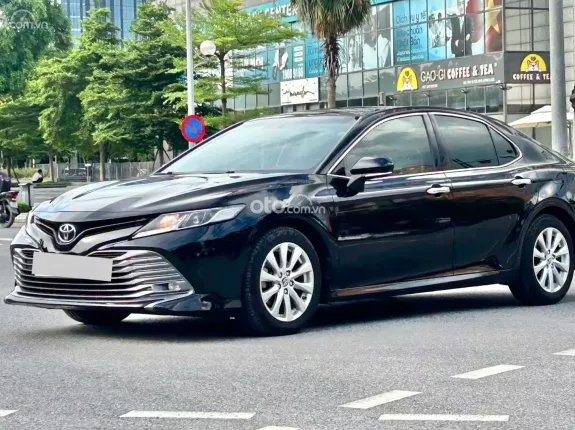 Toyota Camry 2.0G 2021 - Xe chất, giá tốt