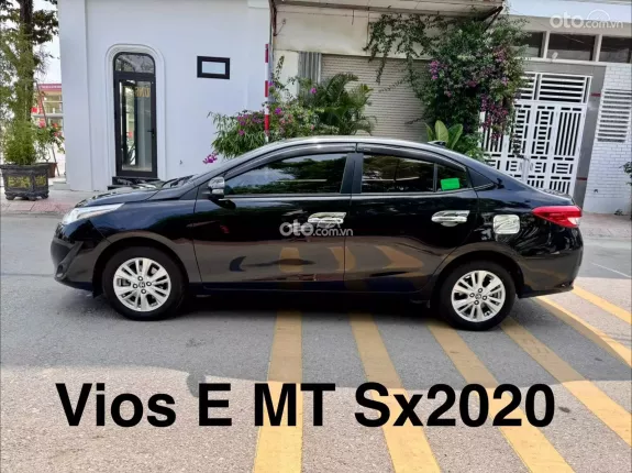 Toyota Vios 1.5E MT 2020 - Xe đẹp chạy 11 vạn km zin