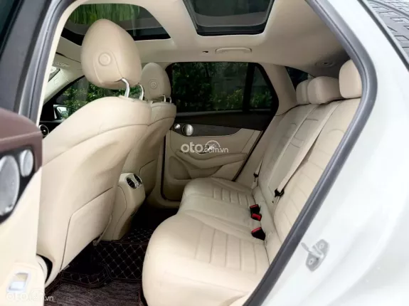 Mercedes-Benz GLC 300 4Matic 2020 - GLC300 2020