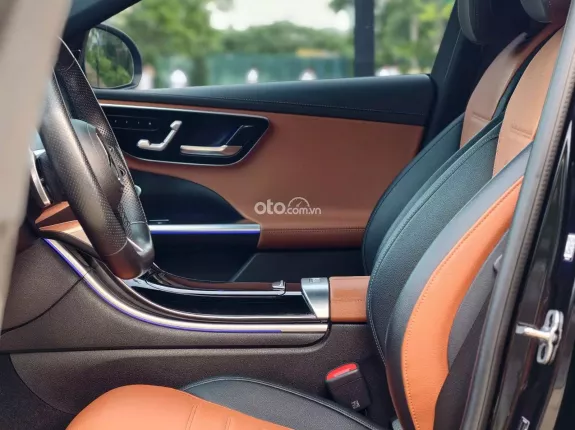 Mercedes-Benz C300 AMG 2022 - Xe đẹp như mới, trang bị full option hiện đại