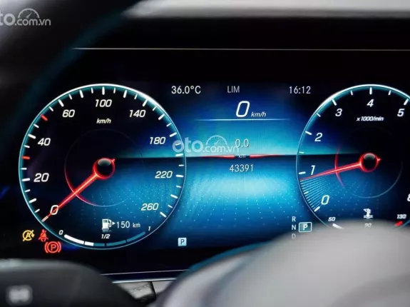 Mercedes-Benz E300 AMG 2021 - HÀNG HIẾM THỊ TRƯỜNG