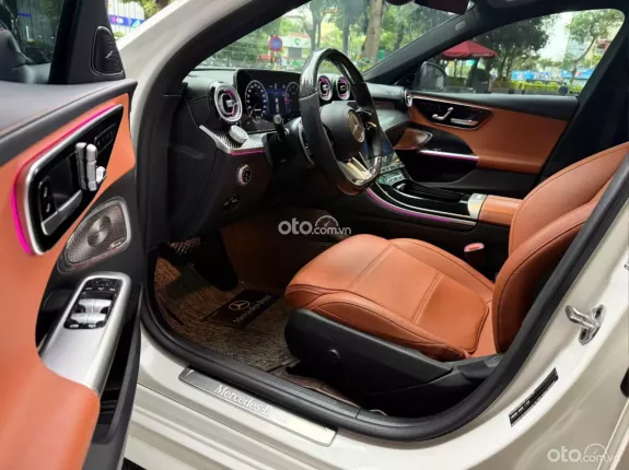 Mercedes-Benz C200 Avantgarde Plus 2022 - Full body C300