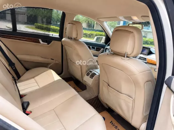 Mercedes-Benz C250 Exclusive 2011 - Full da nappa nt kem xe chất lắm