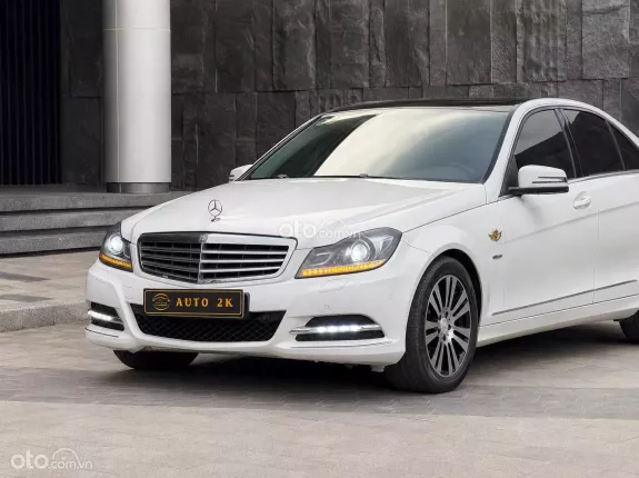 Mercedes-Benz C250 Exclusive 2011 - Full da nappa nt kem xe chất lắm