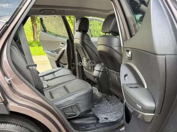 Hyundai Santa Fe 2.2 Dầu Cao cấp 2014 - Xe cực chất, sang trọng. Động cơ khỏe, tiết kiệm nhiên liệu
