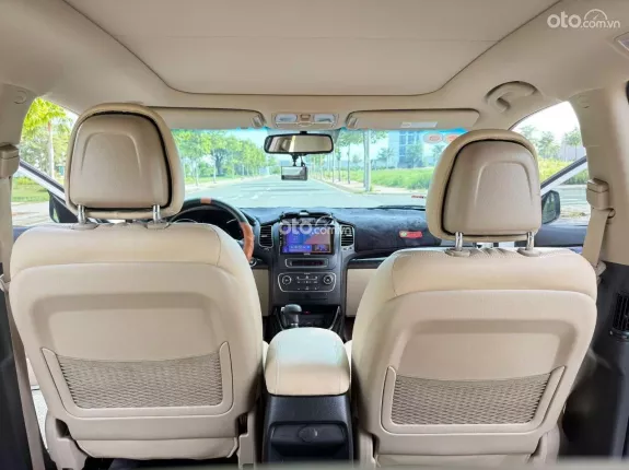 Kia Sorento 2.4 GATH Premium 2016 - Đã được trang bị full Option, nội thất sang trọng