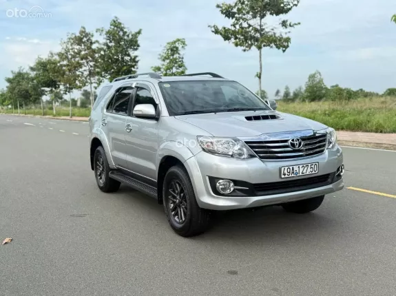 Toyota Fortuner 2.5G 4x2 MT 2016 - Máy dầu bền bỉ, tiết kiệm nhiên liệu, giữ giá tốt