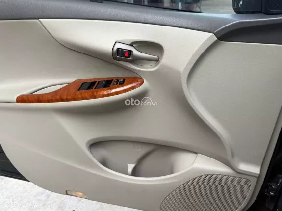 Toyota Corolla Altis 1.8G MT 2009 - Động cơ bền bỉ, Vận hành êm ái. Phom dáng đẹp theo thời gian