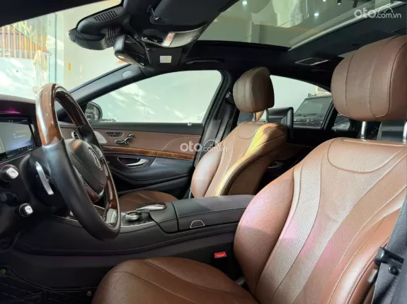 Mercedes-Benz S400 3.0 V6 2016 - Lên full Maybach cực đẹp, ghế massage, cốp điện