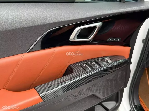 Kia Carnival 2.2D Signature 2023 - Bản Signature, Máy dầu số tự động. Rộng rãi, tiện nghi, đẳng cấp