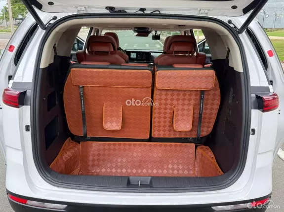 Kia Carnival 2.2D Signature 2023 - Bản Signature, Máy dầu số tự động. Rộng rãi, tiện nghi, đẳng cấp