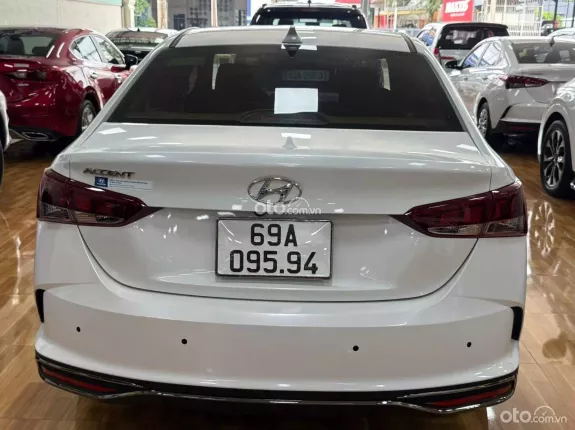 Hyundai Accent 1.4 MT 2021 - Số sàn bản đủ, Bền bỉ, tiết kiệm