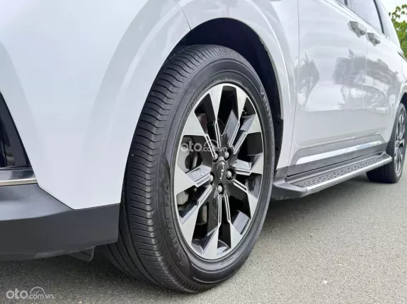 Kia Carnival 2.2D Signature 2023 - Bản Signature, Máy dầu số tự động. Rộng rãi, tiện nghi, đẳng cấp