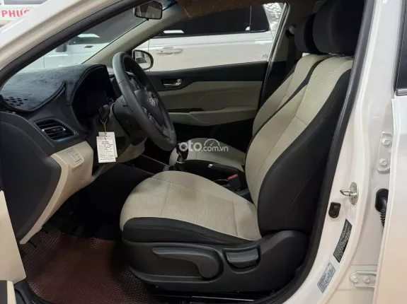 Hyundai Accent 1.4 MT 2021 - Số sàn bản đủ, Bền bỉ, tiết kiệm