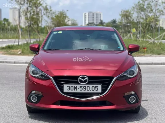 Mazda 3 2.0L Sedan 2015 - Mazda 3 2.0AT sx2015 chạy 6v8(km)