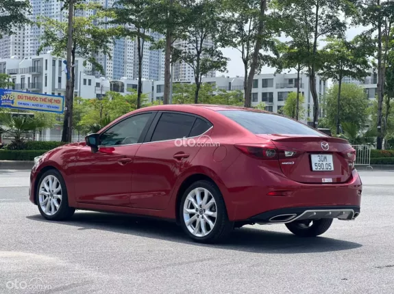 Mazda 3 2.0L Sedan 2015 - Mazda 3 2.0AT sx2015 chạy 6v8(km)