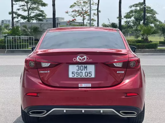 Mazda 3 2.0L Sedan 2015 - Mazda 3 2.0AT sx2015 chạy 6v8(km)