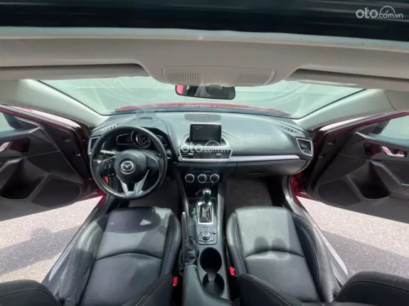 Mazda 3 2.0L Sedan 2015 - Mazda 3 2.0AT sx2015 chạy 6v8(km)