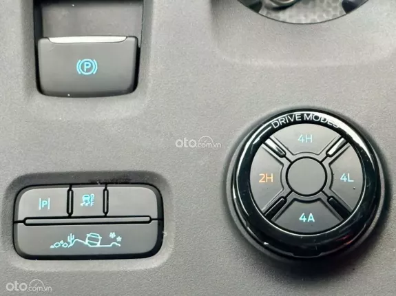 Ford Ranger Raptor 2025 - Xe như mới, hỗ trợ vay cao