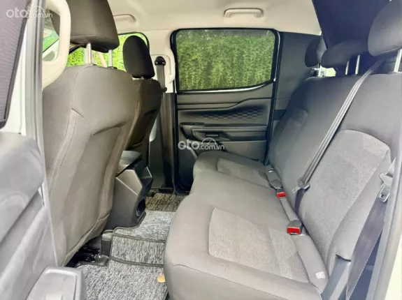 Ford Ranger XLS 2.0L 4x2 AT 2025 - Xe như mới, có hỗ trợ vay