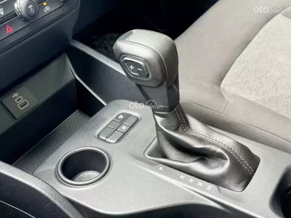 Ford Ranger XLS 2.0L 4x2 AT 2025 - Xe như mới, có hỗ trợ vay