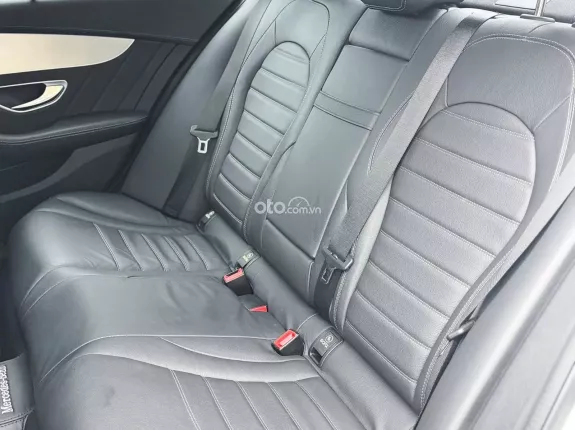 Mercedes-Benz C300 AMG 2017 - Xe cực chất