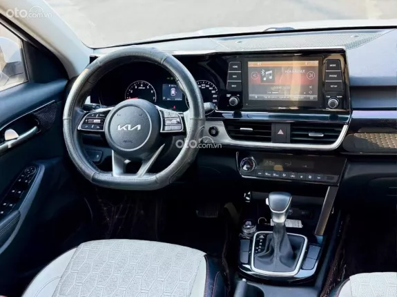 Kia Seltos 1.4T Luxury 2021 - Xe cực đẹp, hỗ trợ bank