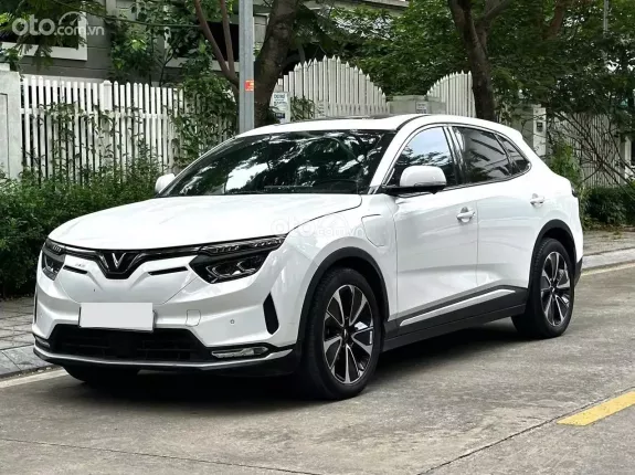 VinFast VF8 Plus 2022 - Xe full bảo dưỡng, còn nguyên gói bảo hành hãng
