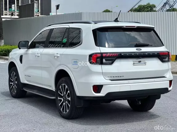 Ford Everest Platinum 2.0L 4x4 AT 2025 - Hỗ trợ trả góp lên tới 70% giá trị