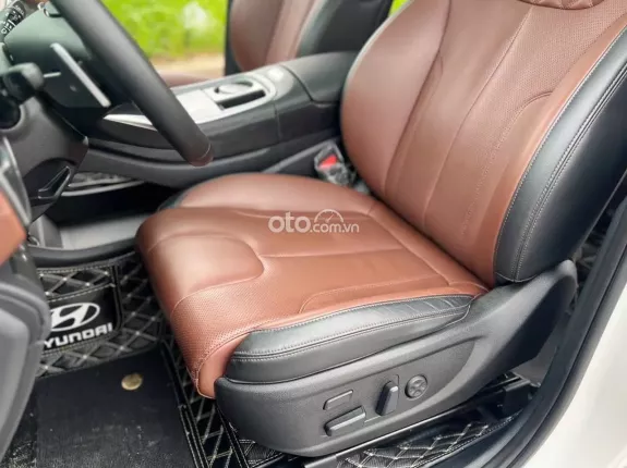 Hyundai Santa Fe 2.2 Dầu Cao cấp 2022 - Xe cực đẹp, hỗ trợ vay bank cao