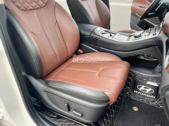 Hyundai Santa Fe 2.2 Dầu Cao cấp 2022 - Xe cực đẹp, hỗ trợ vay bank cao