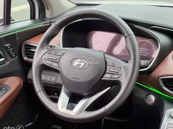 Hyundai Santa Fe 2.2 Dầu Cao cấp 2022 - Xe cực đẹp, hỗ trợ vay bank cao