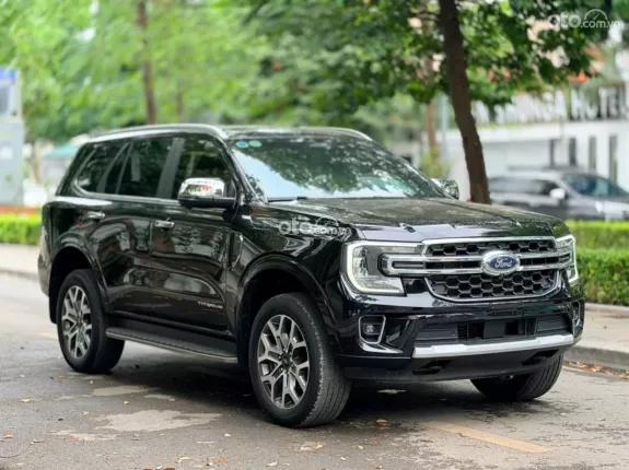 Ford Everest Titanium 2.0 AT 4x2 2024 - Xe như mới, hỗ trợ vay bank cao
