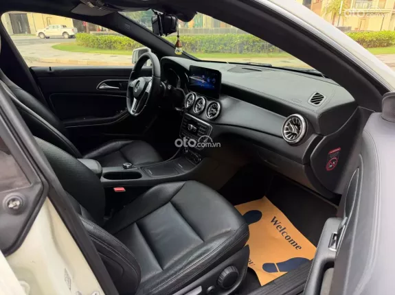 Mercedes-Benz CLA 250 4Matic 2014 - Full đồ đẹp ngất luôn